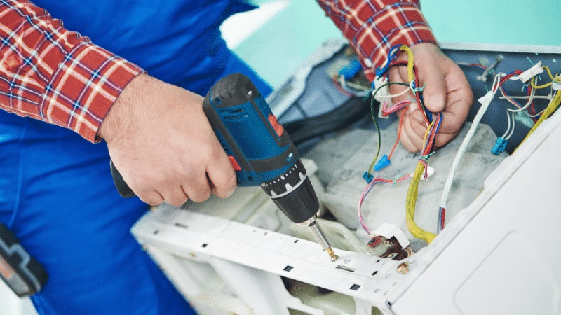 Kartepe Vaillant Vaillant çamaşır makinesi kart tamiri – Su almama arızası orijinal parça ile giderildi. - Teknik servis örneği